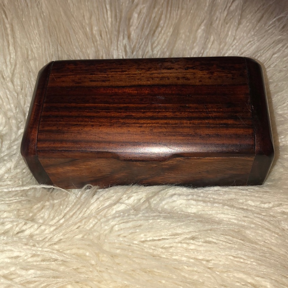 Small wood box